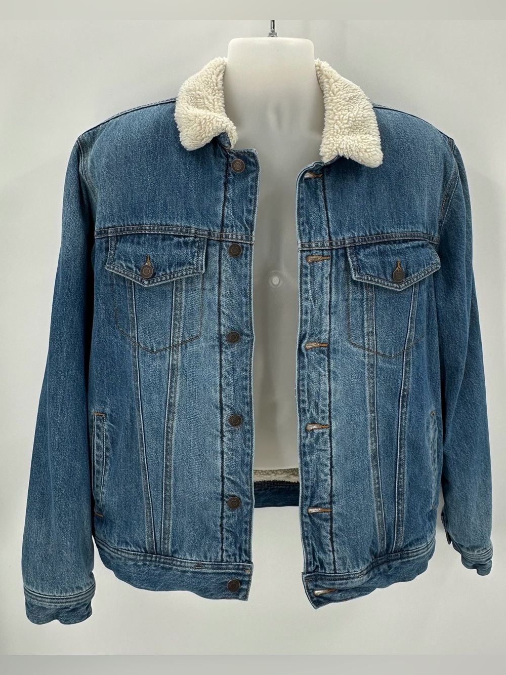 Old Navy Denim Jacket Mens L Sherpa Lined Trucker Button Closure Medium Blue